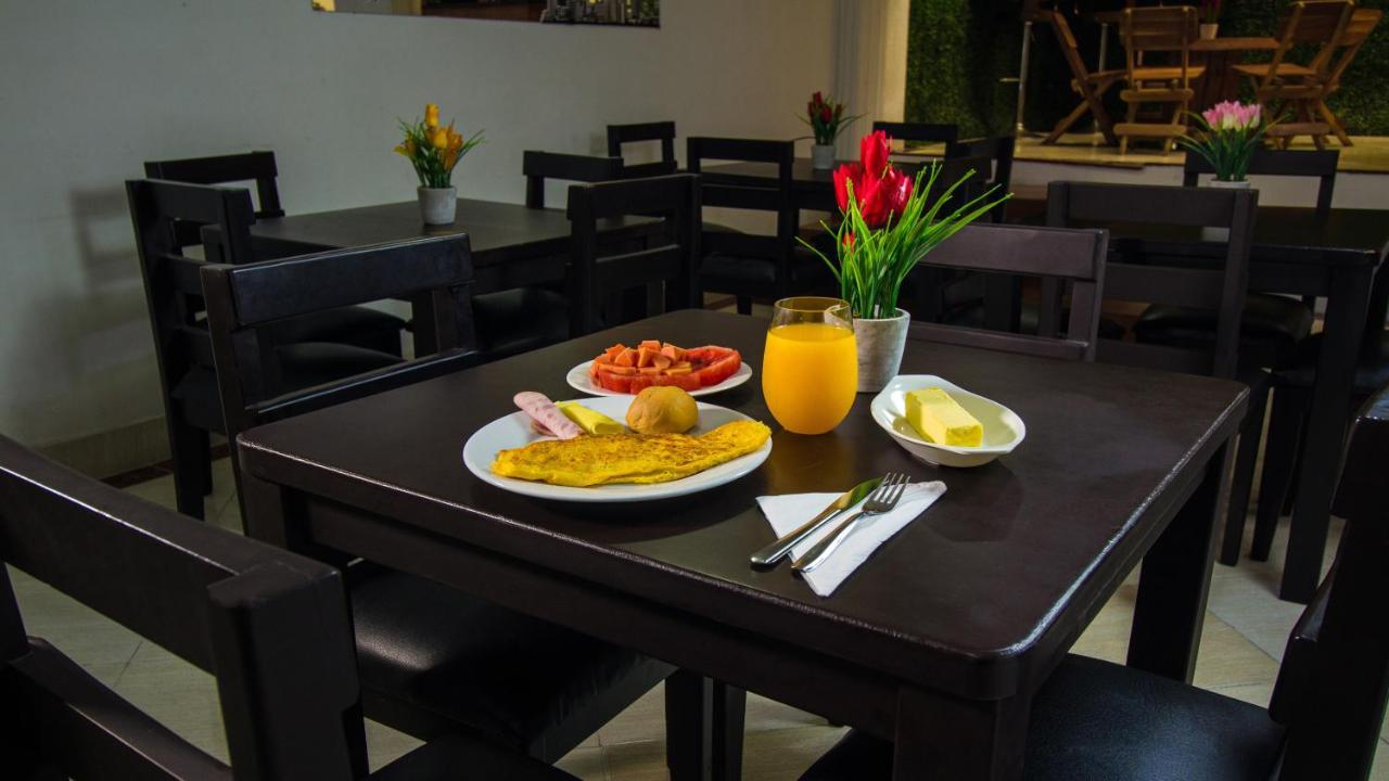 Aw Hotel Urban Estadio Кали Экстерьер фото